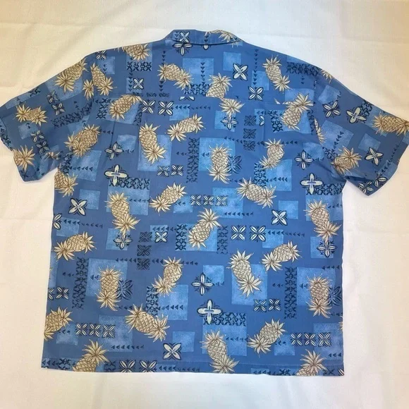 Hawaiian Shirt from Paradise Style Hawaii - Picture 3 of 6